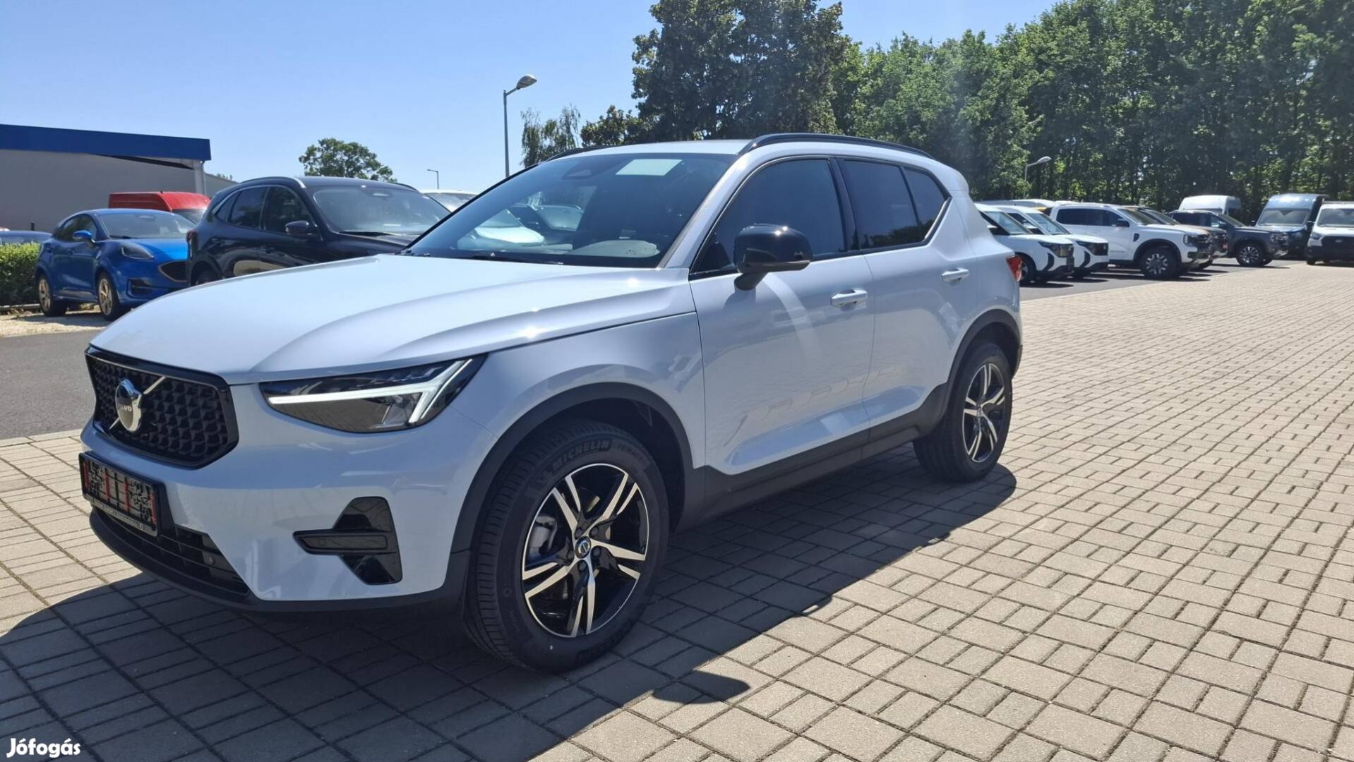 Volvo XC40 2.0 [B3] Mhev Plus Dark DCT Készletr...